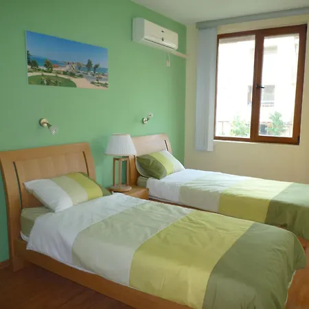 Daire 2 Bedroom Luxury In Nevena