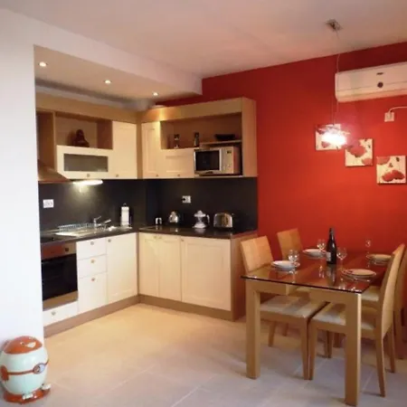 2 Bedroom Luxury In Nevena *