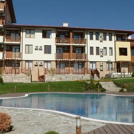 Appartement 2 Bedroom Luxury In Nevena